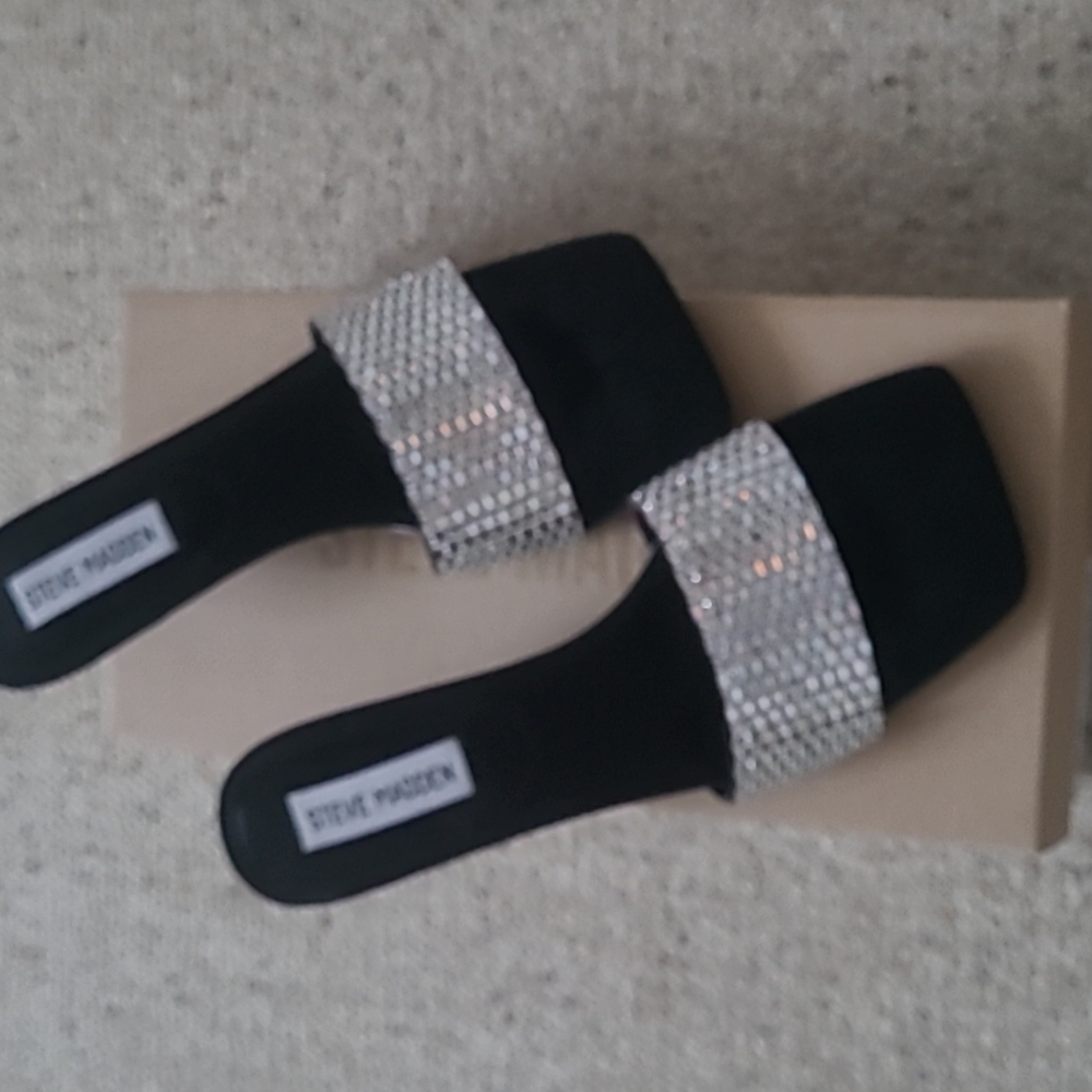 Steve Madden Slide